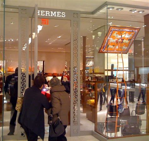 hermes stores in calgary.